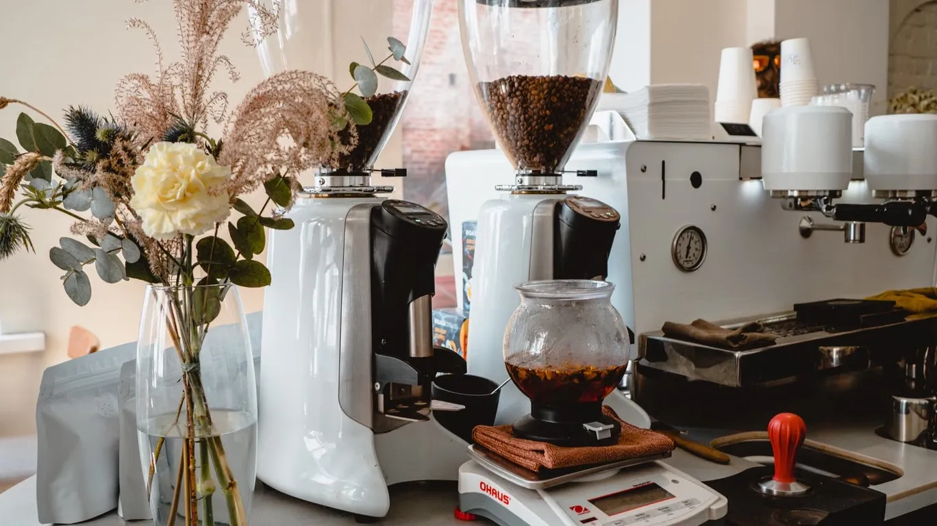 Cara Merawat Grinder Kopi Supaya Tetap Awet Dipakai Setiap Hari